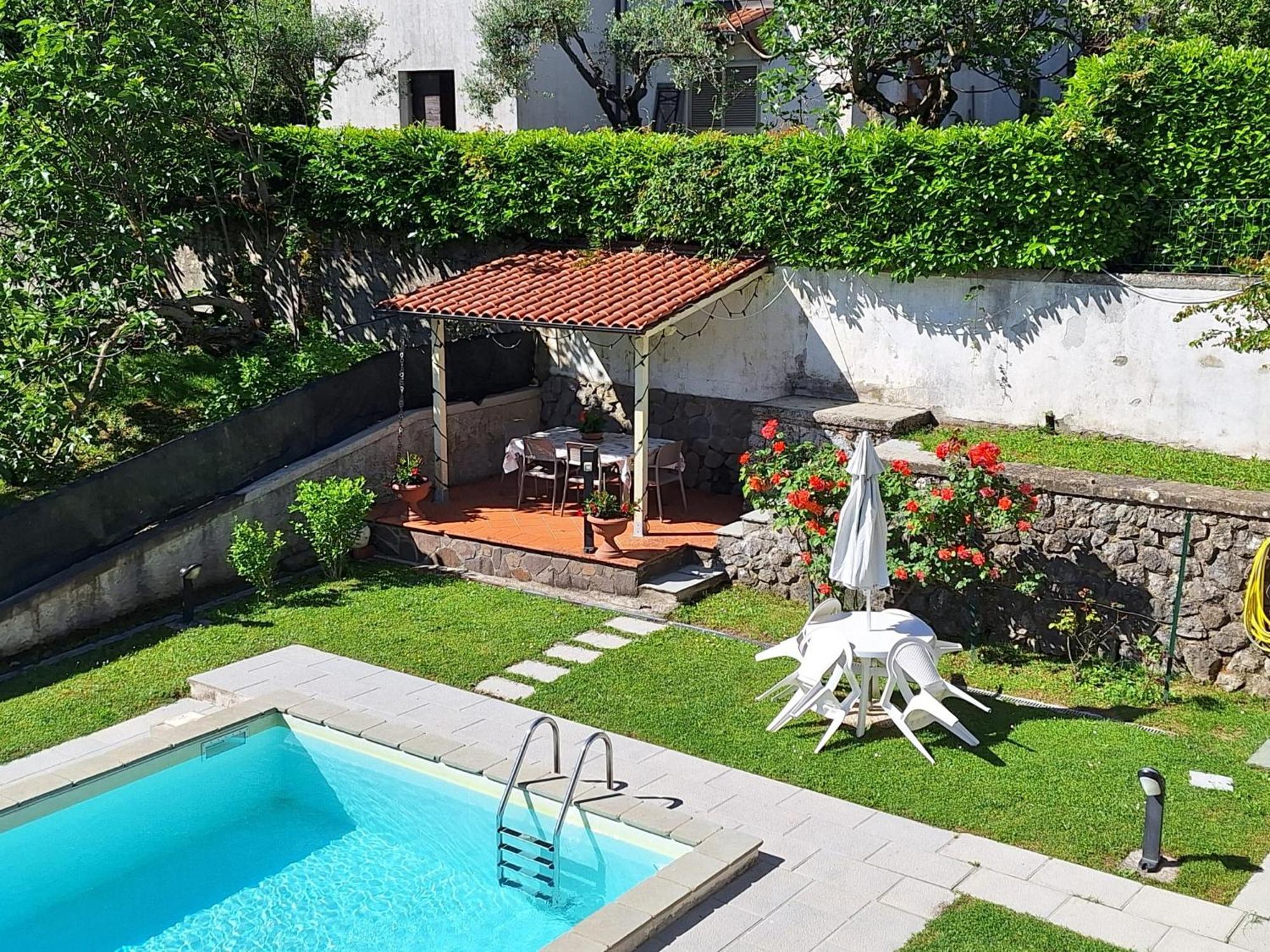 B&B Da Franca Camporgiano Exterior foto